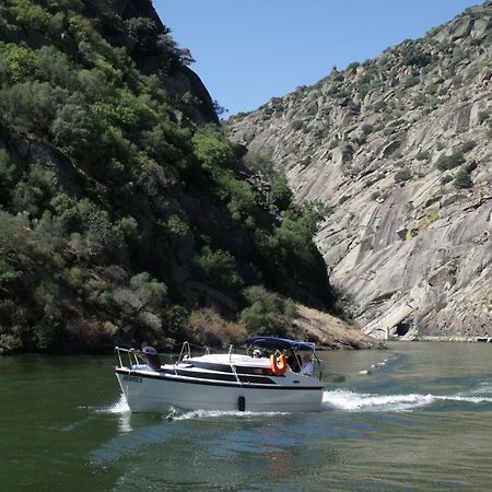 Douro Yacht Charter & Bungalows São João da Pesqueira 外观 照片