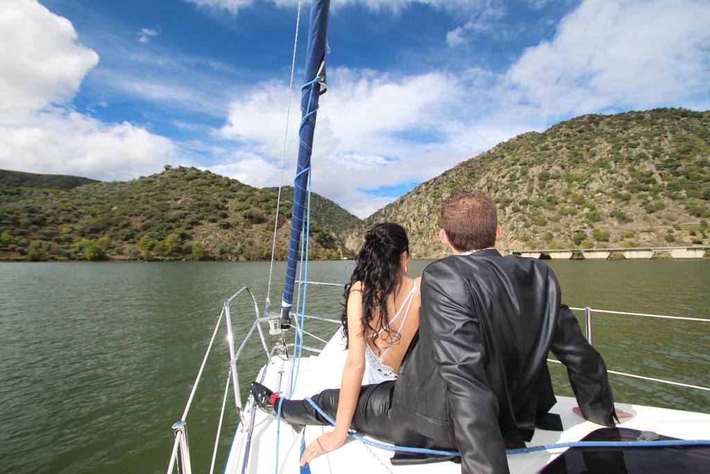 Douro Yacht Charter & Bungalows São João da Pesqueira 外观 照片