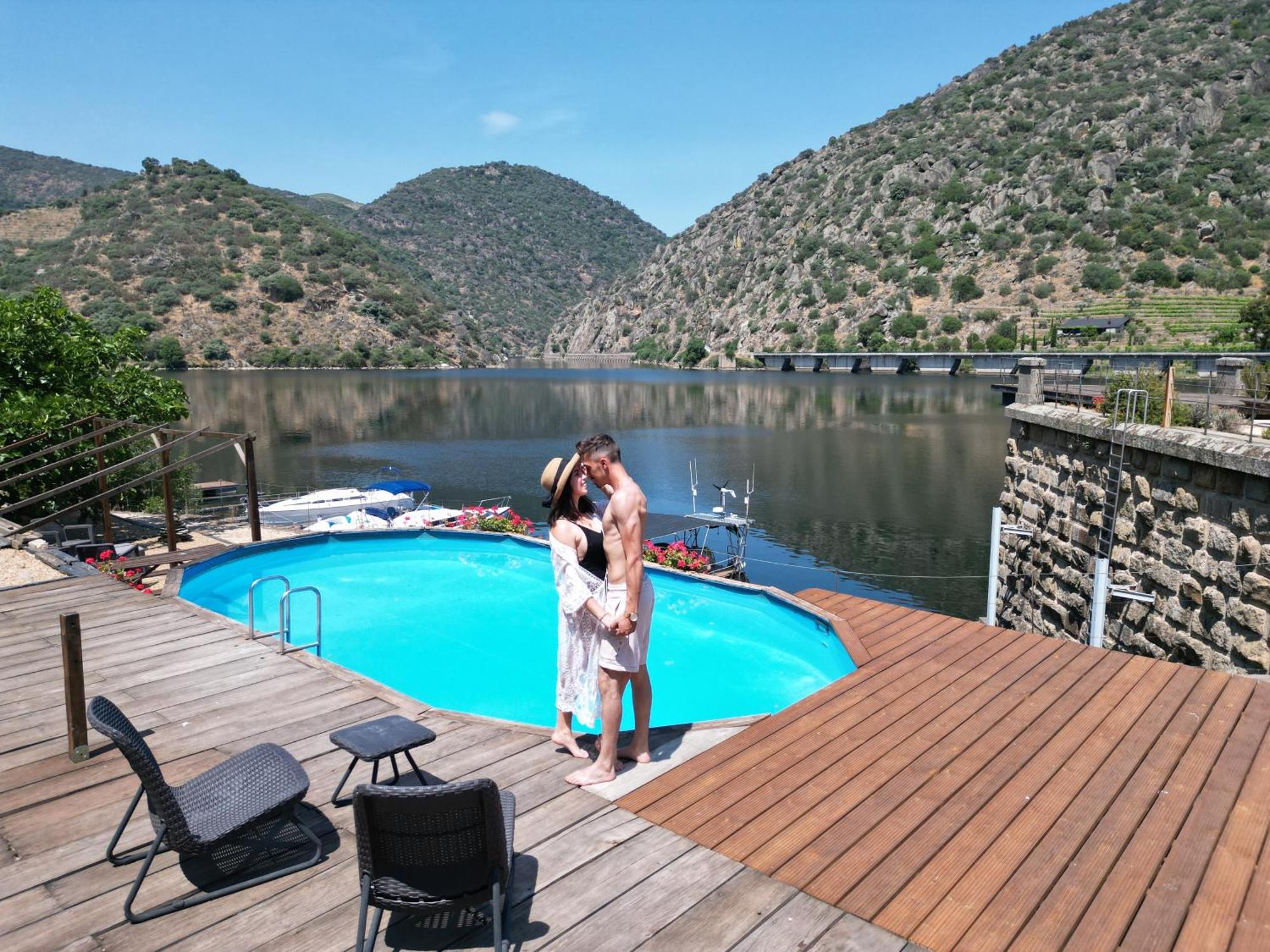 Douro Yacht Charter & Bungalows São João da Pesqueira 外观 照片