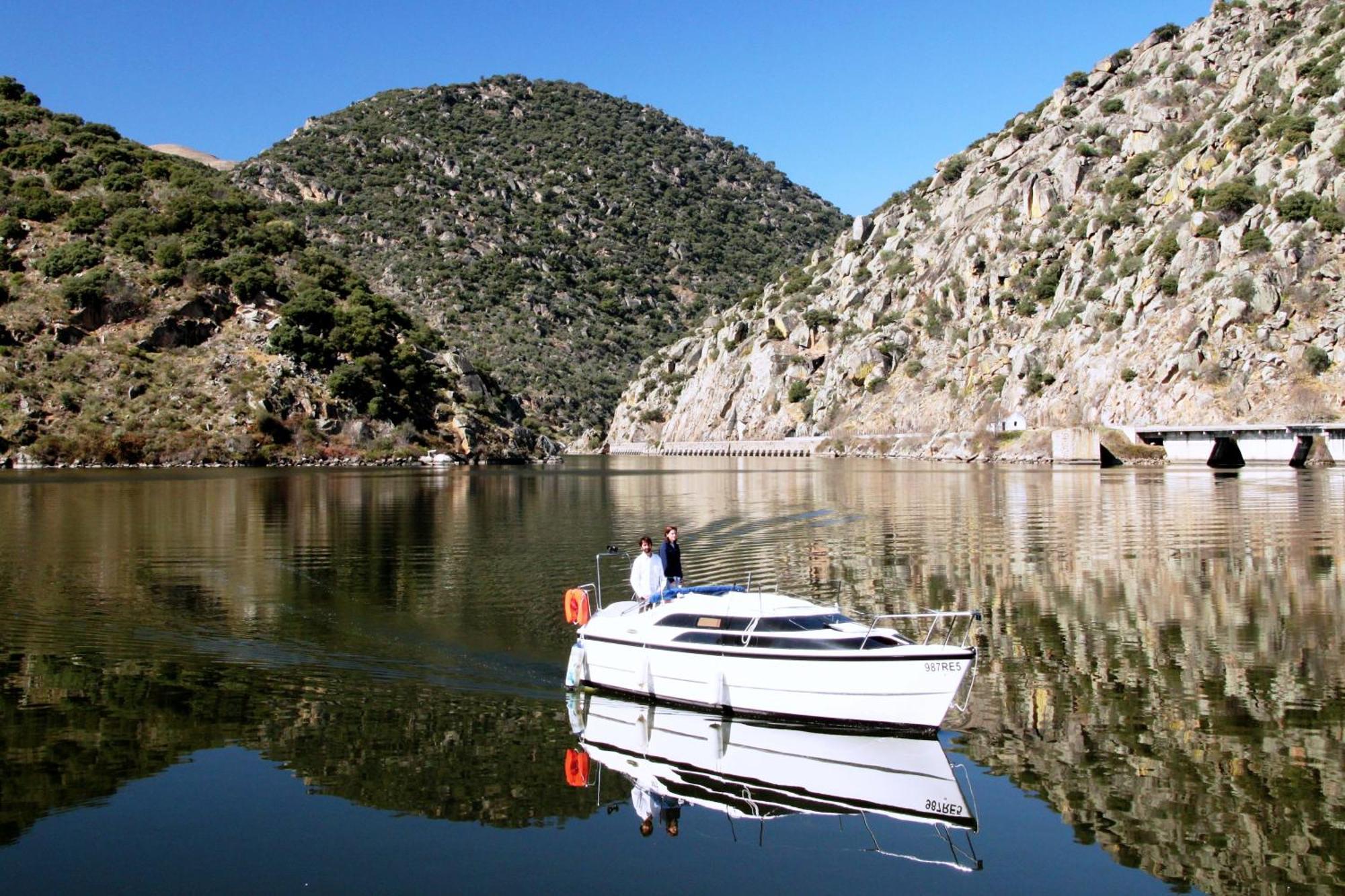 Douro Yacht Charter & Bungalows São João da Pesqueira 客房 照片