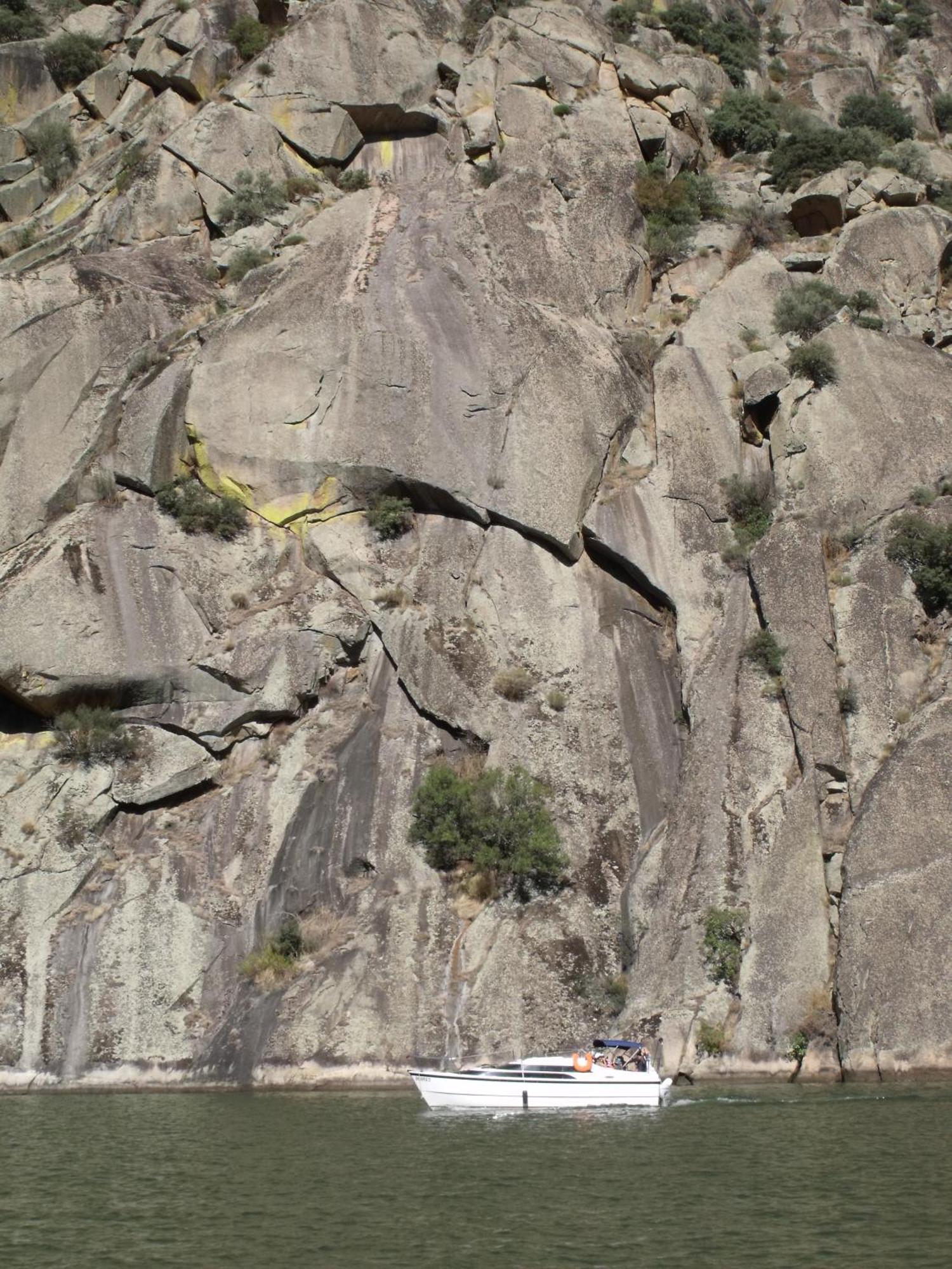 Douro Yacht Charter & Bungalows São João da Pesqueira 客房 照片