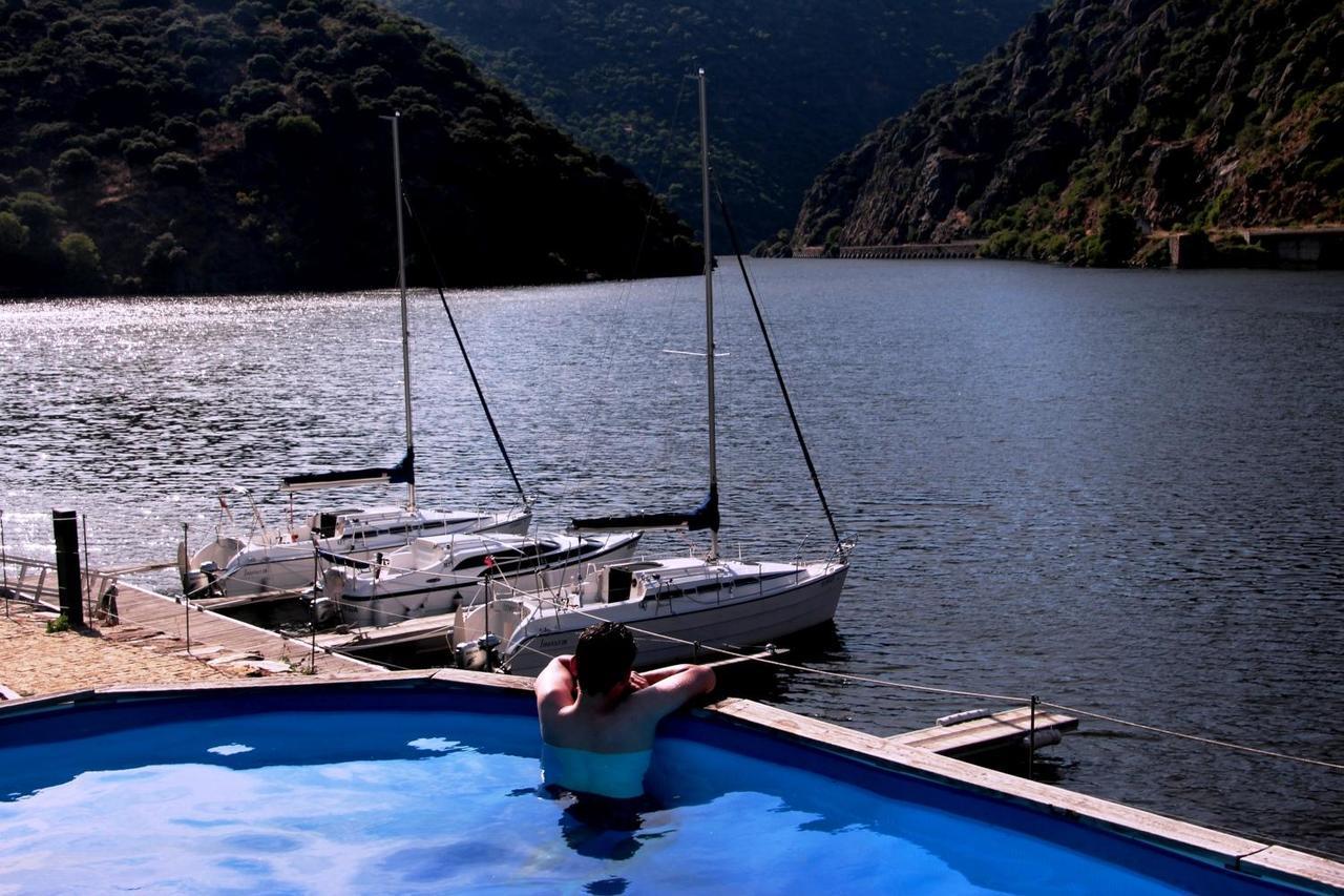 Douro Yacht Charter & Bungalows São João da Pesqueira 外观 照片