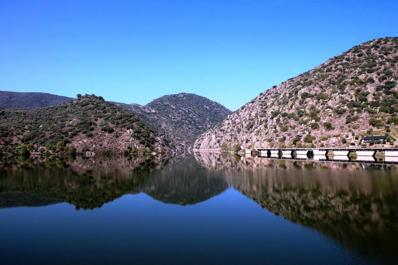 Douro Yacht Charter & Bungalows São João da Pesqueira 外观 照片